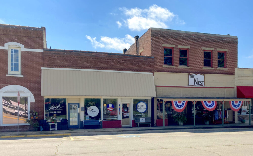 Piggott Arkansas has 4 Interesting Claims to Fame Worthy Detours