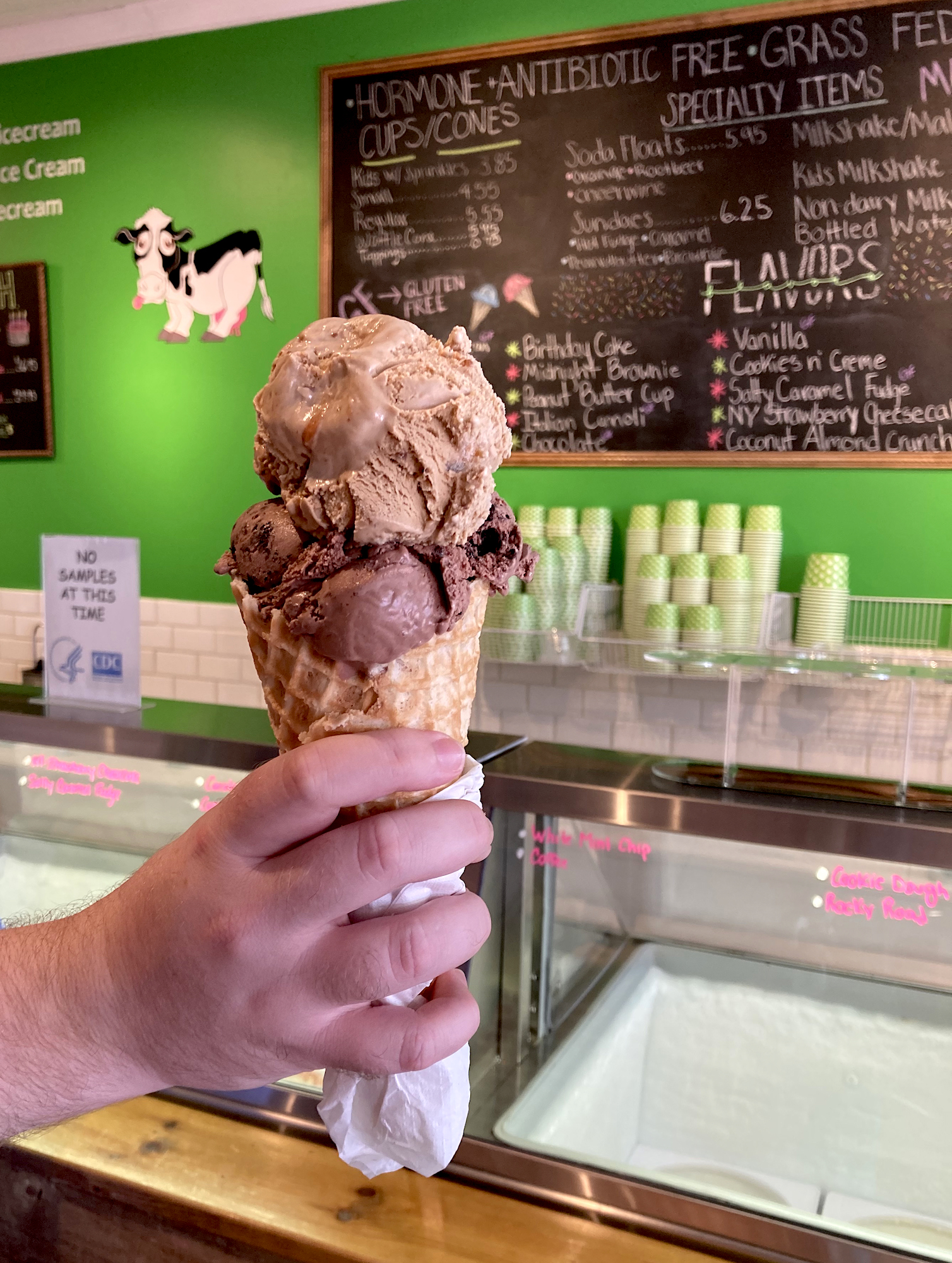 family-owned ice cream big scoops